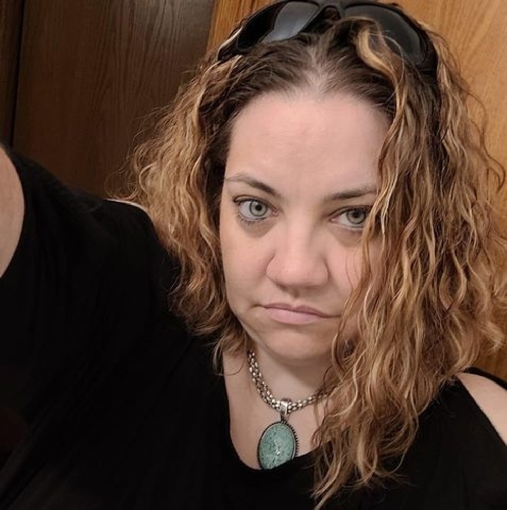 Meet your Posher, Maria